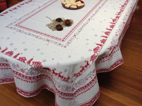 mountain design christmas tablecloth