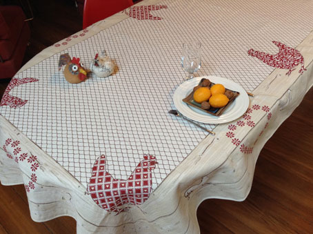 matelasse thick woven tablecloth with chickens designs