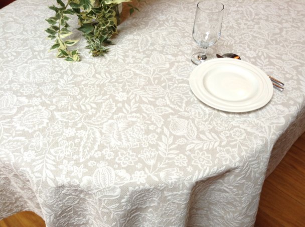 heavy quilted fabric for luxury tableware and bedspreads