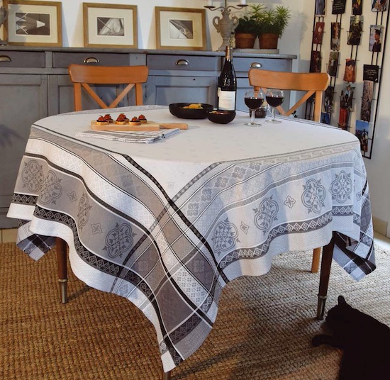 french jacquard tablecloth for 10 with teflon treatment