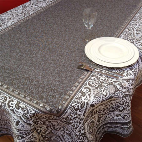 Thick woven french tablecloth with oriental design